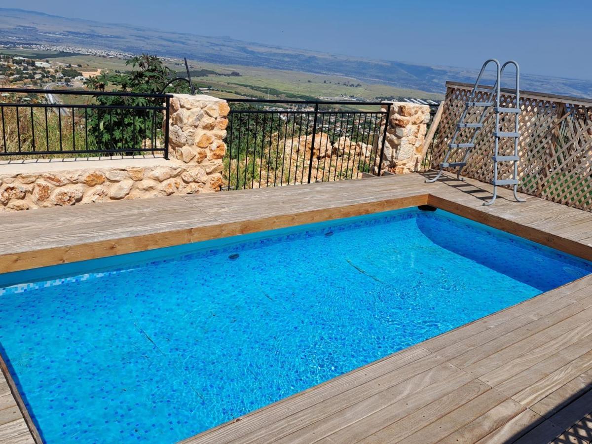 צימר בקתה מול הנוף Safed Exterior photo